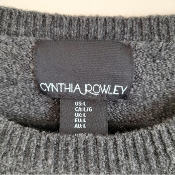 Cynthia Rowley Charcoal Sweater with White Heart Accents Size Large - Picture 3 of 7